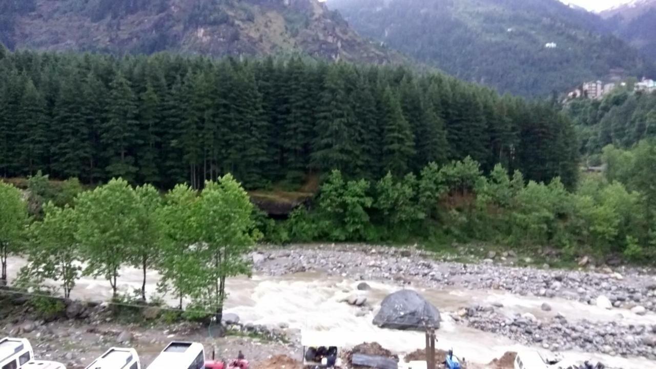 Le Grand - The River Facing Hotel 3*